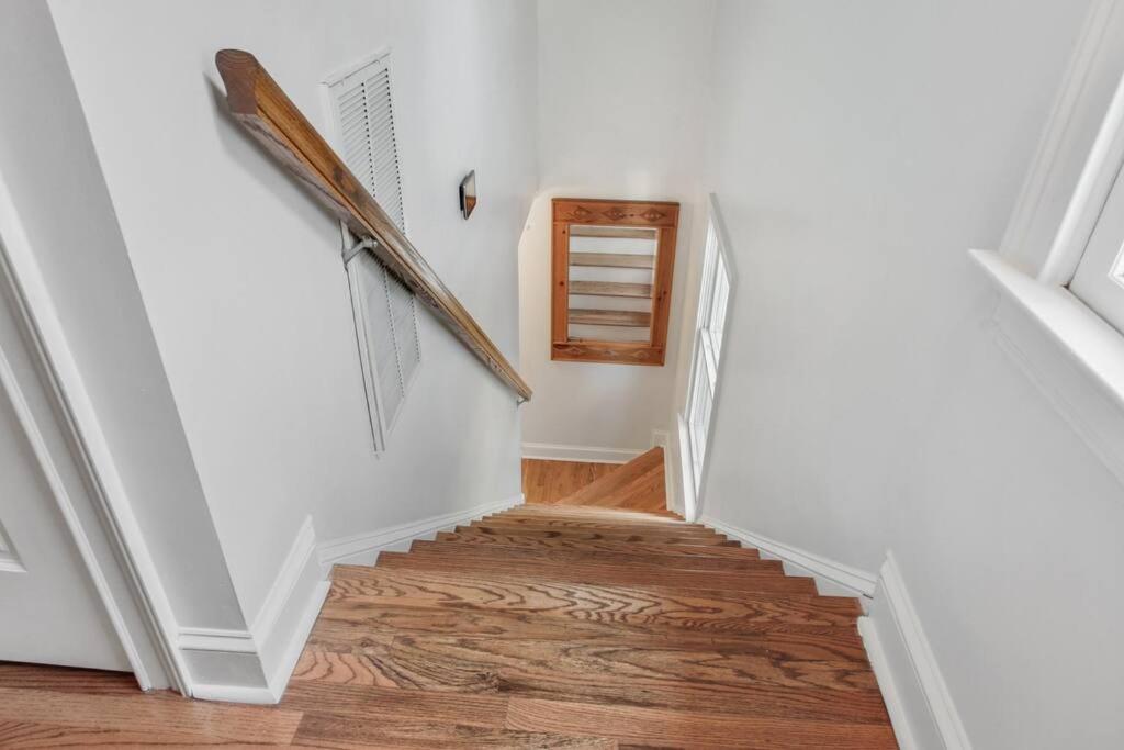 Starland Town House, Walk To The Park * Savannah