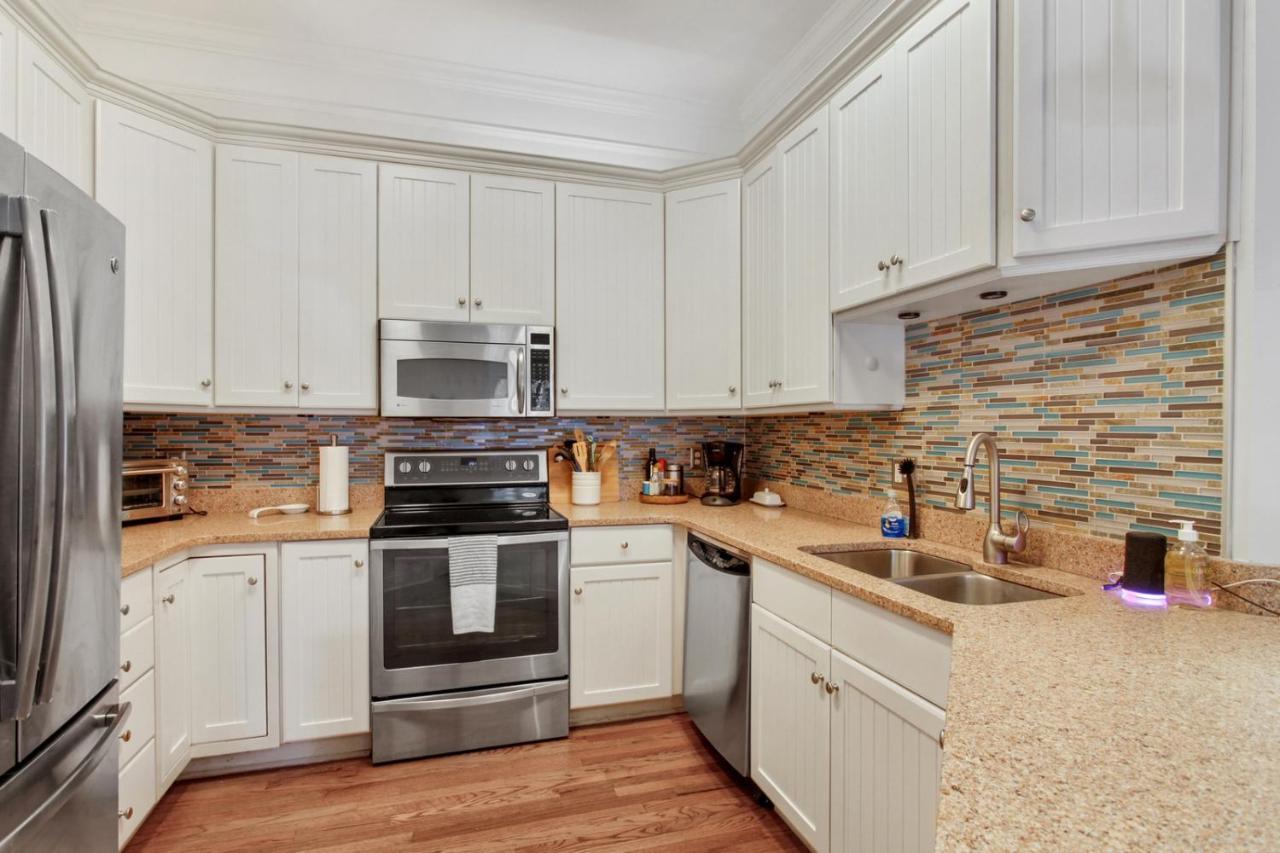 Starland Town House, Walk To The Park Holiday home